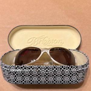 ✨Brighton Sunglasses✨